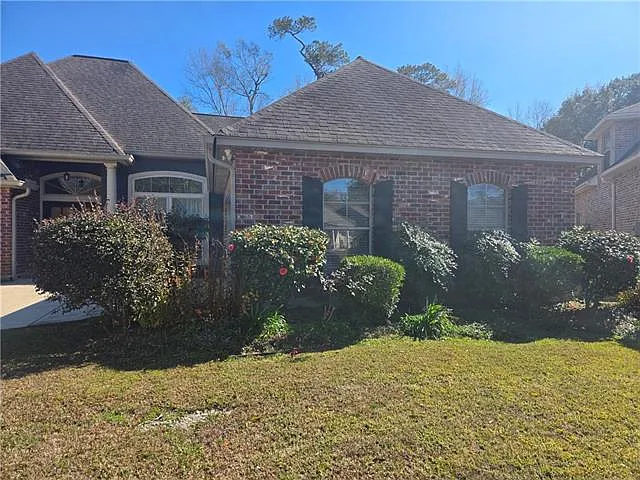 361 Autumn Lakes Rd