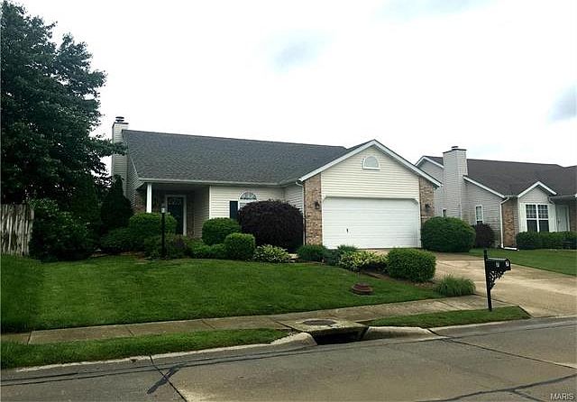 1st image of 7 Huntington Place Dr