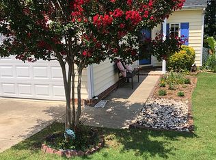 2204 Castle Pines Dr, Raleigh, NC 27604