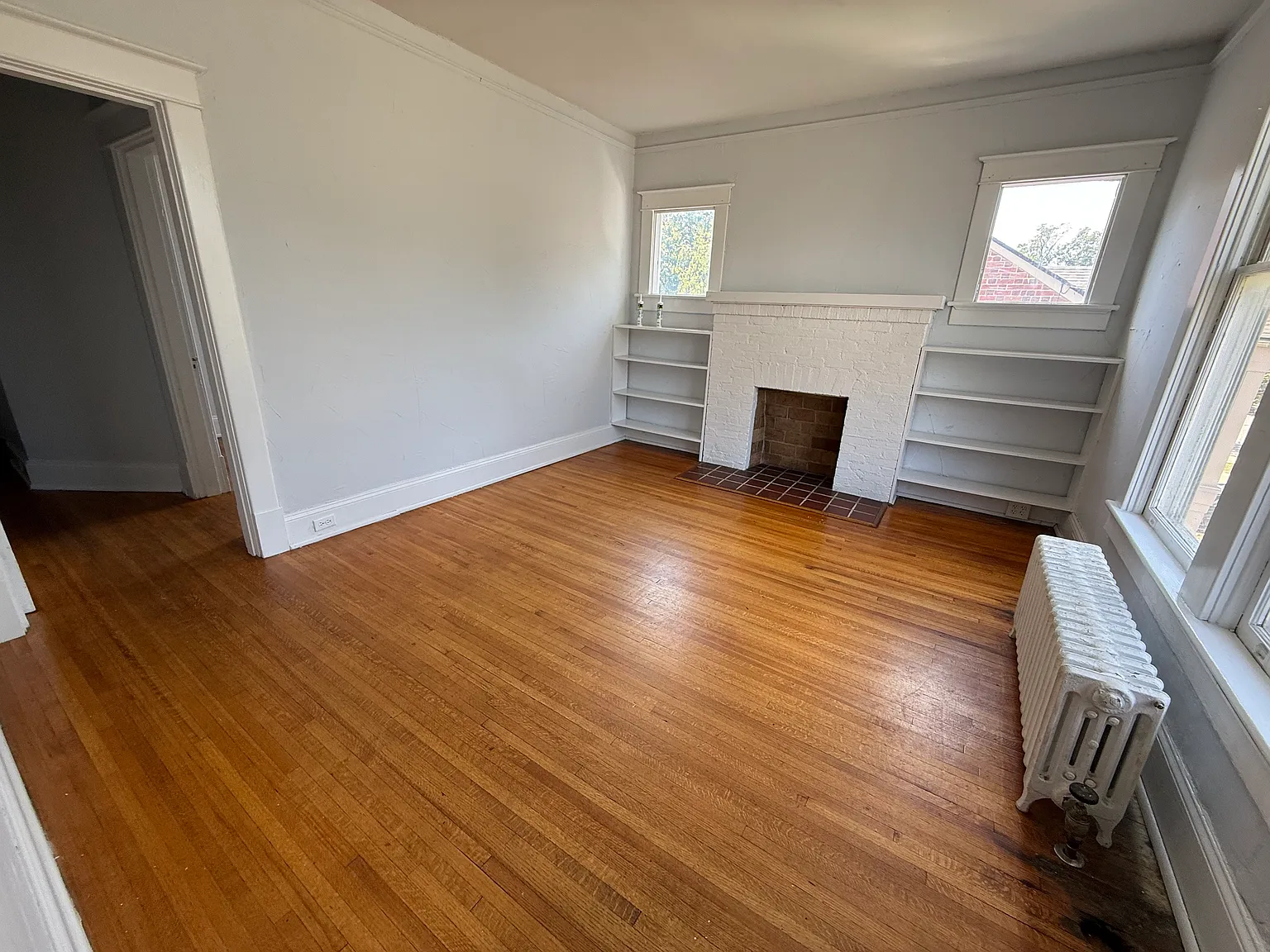2 bed, $1,400 — Photo 1