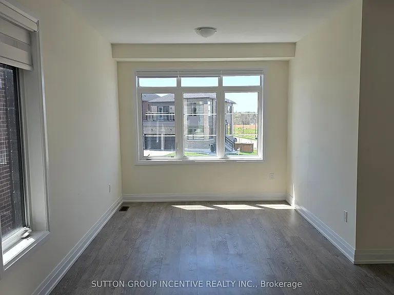 47 Bearberry Rd — Photo 3