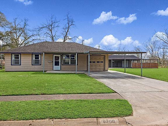 3rd image of 9706 Carmalee St