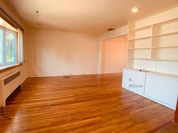 5th image of 135 10th St