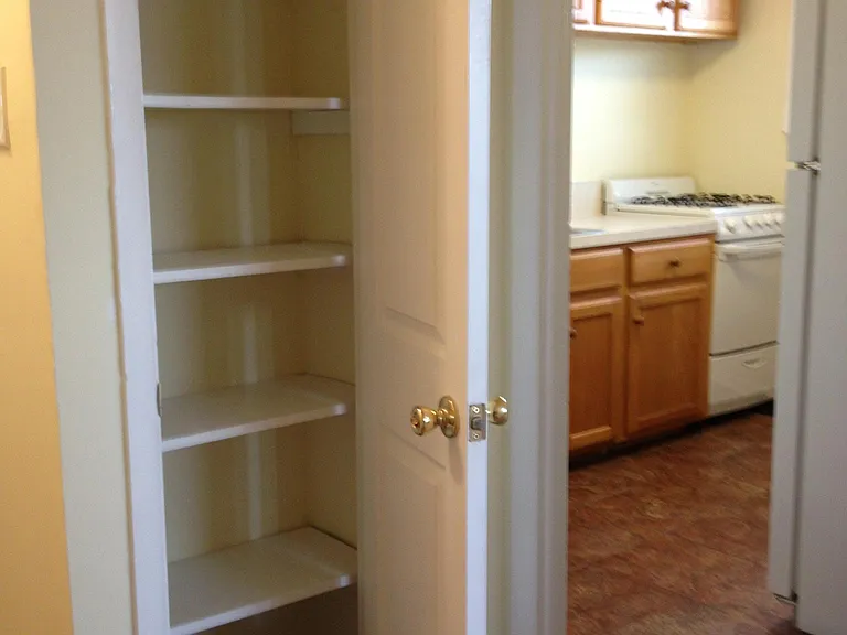 712 S Franklin St #B — Photo 4