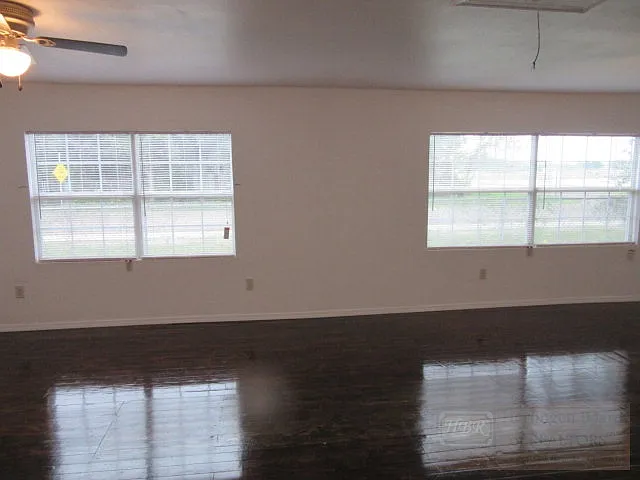 302 Madeley Ave — Photo 2