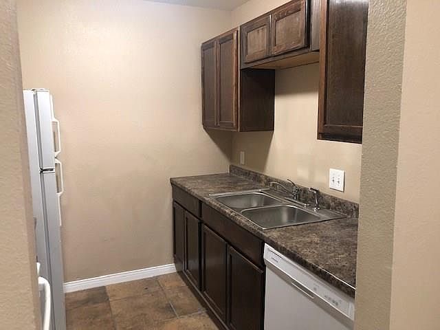 2nd image of 4610 Willowick Dr APT 3