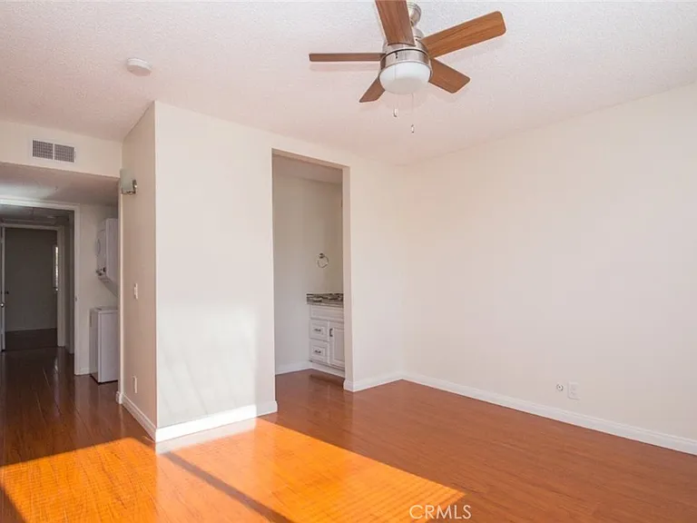 2940 N Verdugo Rd #321 — Photo 34