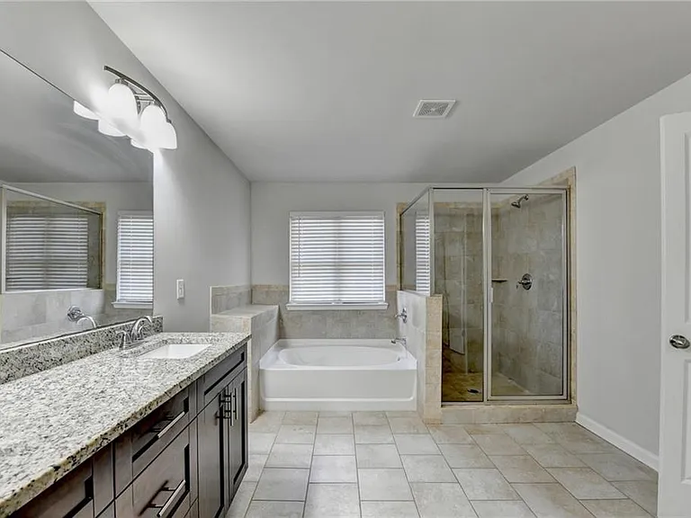 5535 Lightheart Ct — Photo 37