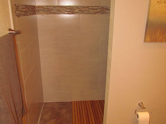 4th image of 226 E Paseo Chuparosas
