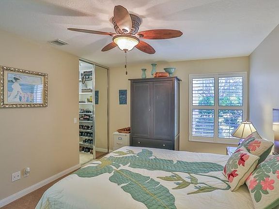 5th image of 11923 Delfina Ln