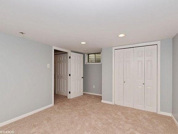 5th image of 505 Heron Creek Dr