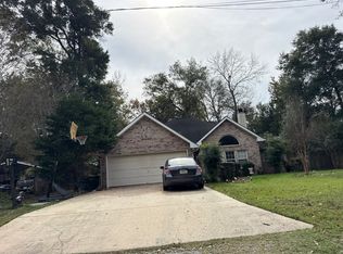 9517 W Palm Ln, Ocean Springs, MS 39564