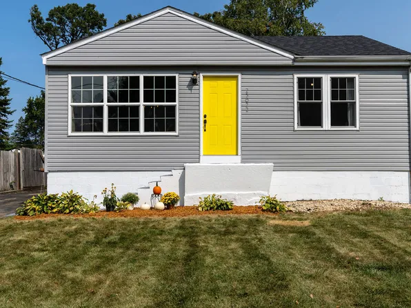 25622 W Grant Ave, Ingleside, IL 60041