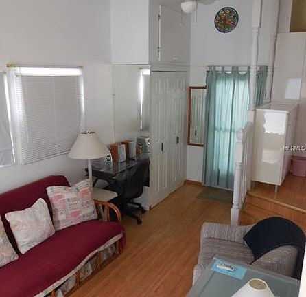 3rd image of 225 Bayo St