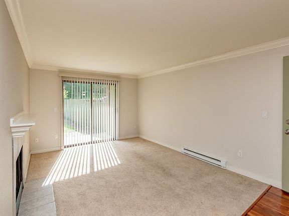 4th image of 23421 16th Ave S APT D101