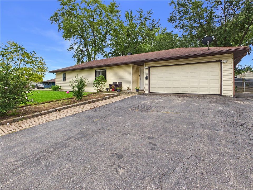 1st image of 121 Fairway Rd
