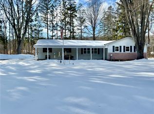 7613 W Port Bay Rd, Wolcott, NY 14590