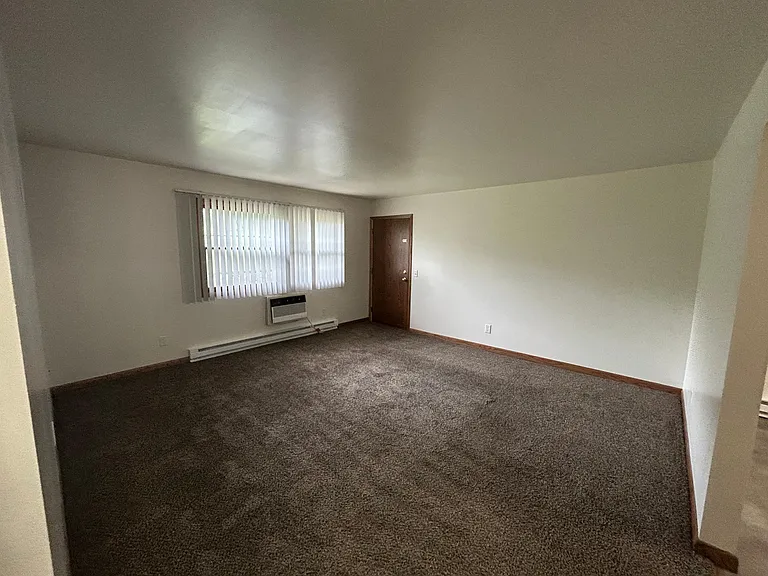 1700 Joppa Ave — Photo 5