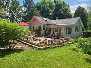 423 E Moorestown Rd, Wind Gap, PA 18091