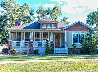 649 SW 2nd St, Bentonville, AR 72712