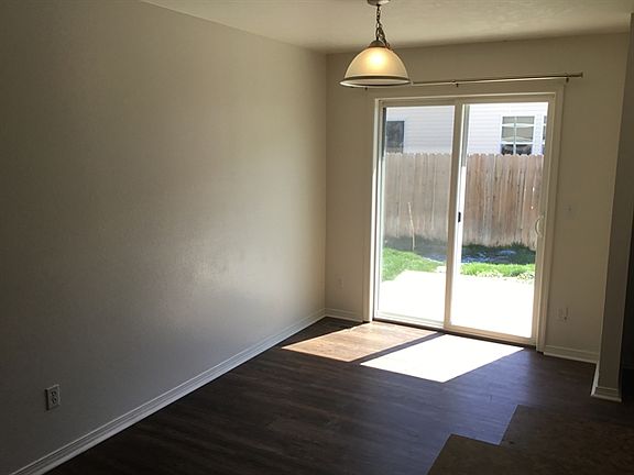 4th image of 11773 Tidewater St