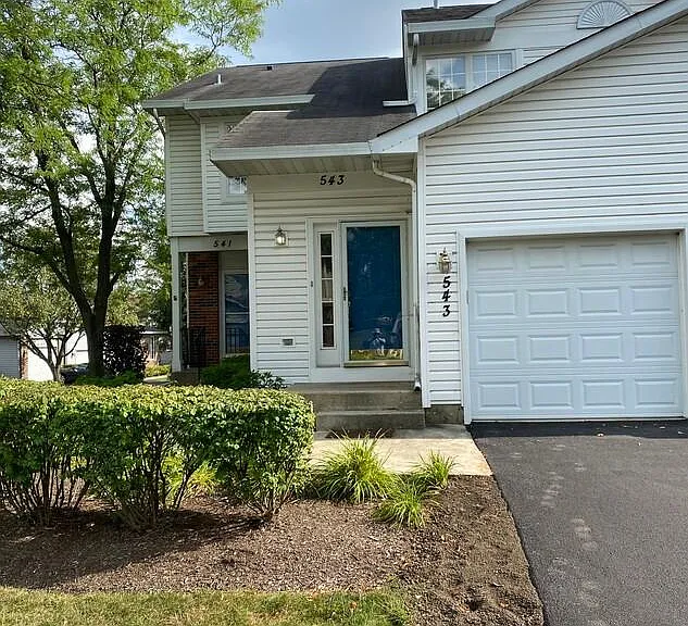 543 W Parkside Dr — Photo 1