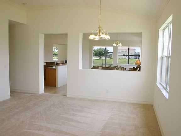 Living Room / Dining Room
