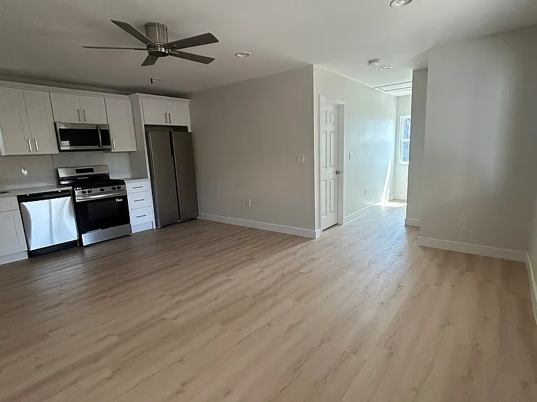 2416 Shamrock St #A — Photo 5