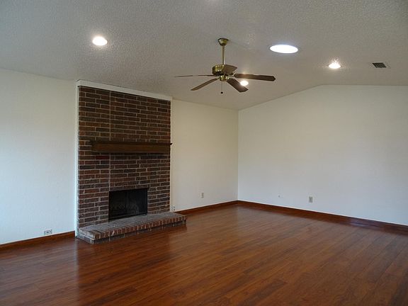 2nd image of 2310 Bermuda Dr