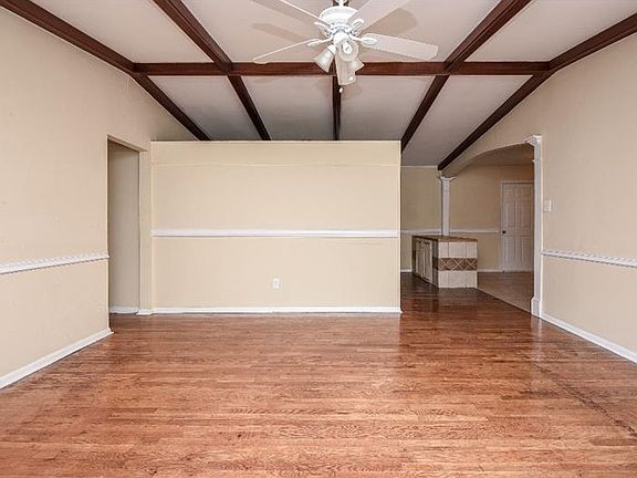 4th image of 2520 Rolling View Dr SE