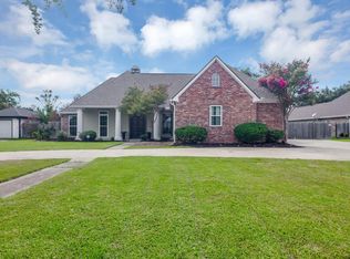 4916 Westridge Park W, Lake Charles, LA 70601