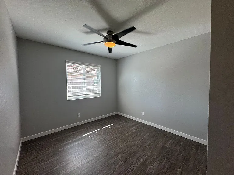Corona Pointe Resort — Photo 198