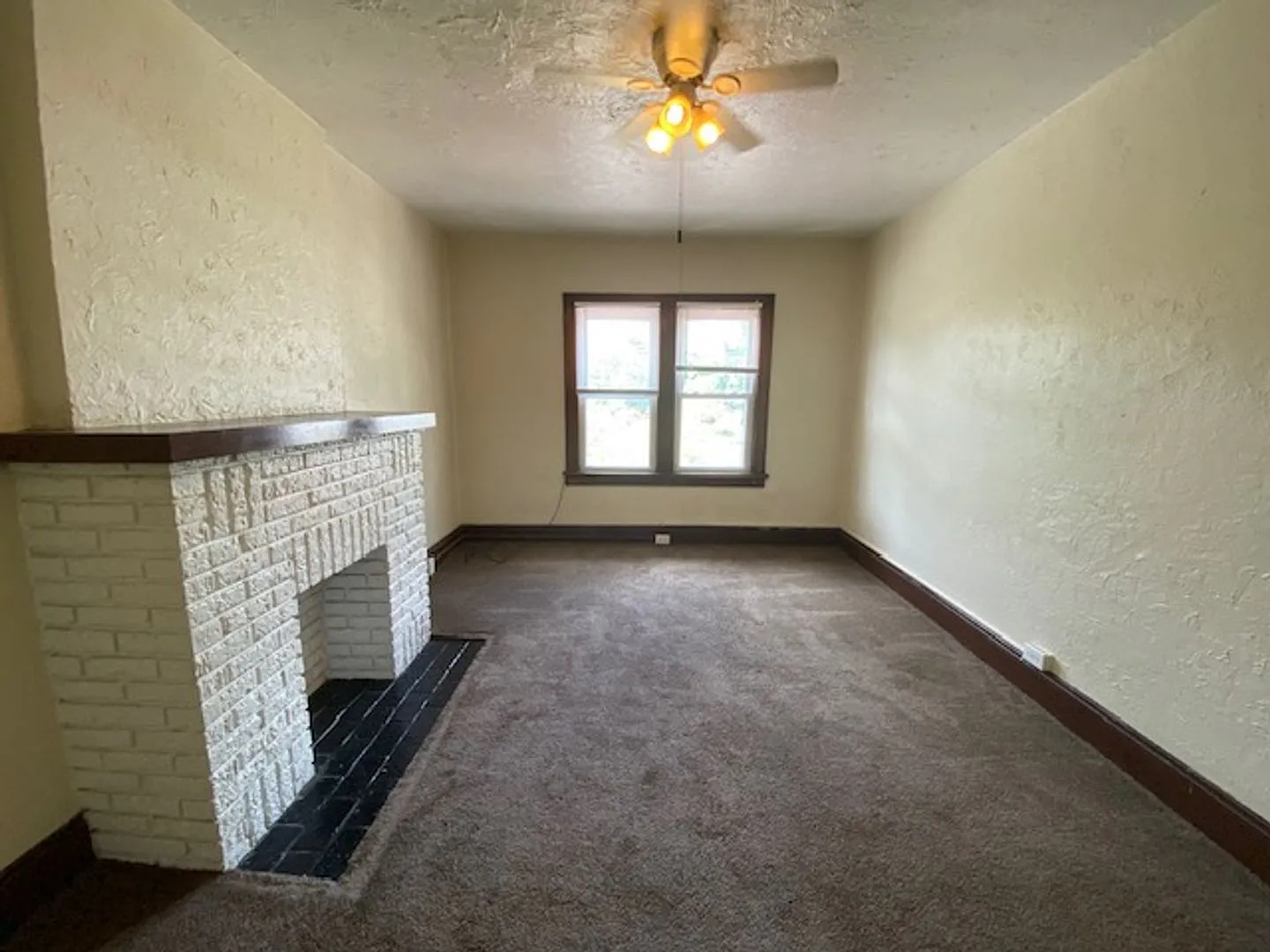 23-27 Charlotte St Akron OH 44303 MFH9 .T2 — Photo 2