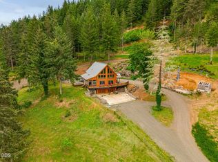 24218 Vaughn Rd, Veneta, OR 97487