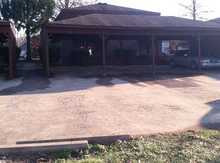 1503 Pin Oak Ct APT 11, Radcliff, KY 40160