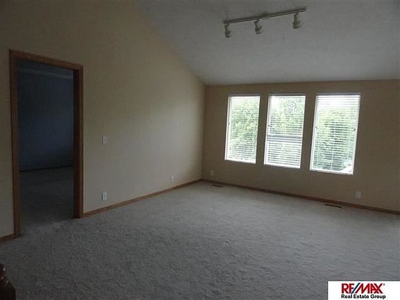 2nd image of 15802 Timberlane Dr