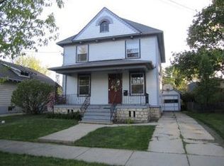 8 N Worth Ave, Elgin, IL 60123