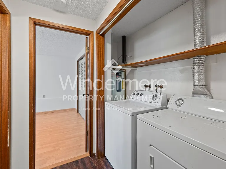 904 S McDonald Rd — Photo 9