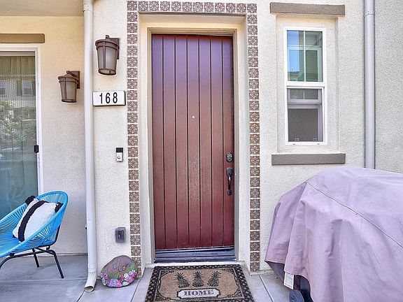 4th image of 168 Sawbuck St