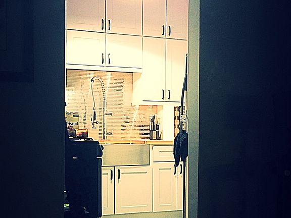 4th image of 1441 Penn St APT 6