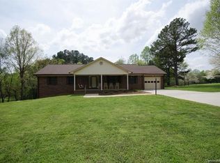 1746 Smith Farm Rd, Lincolnton, NC 28092