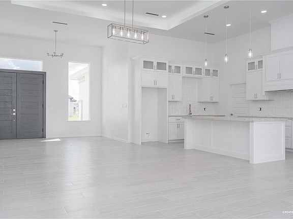 2nd image of 403 Imperial Dr