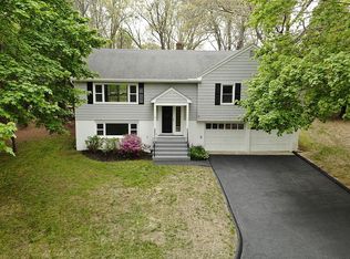 53 Lathrop Ave, Pawcatuck, CT 06379