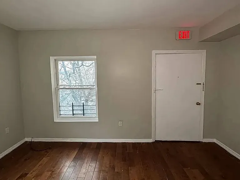 406 Park Ave #4 — Photo 6