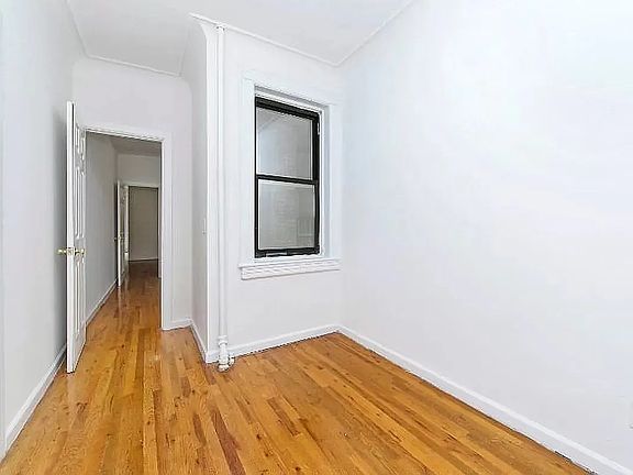 5th image of 426 Amsterdam Ave APT 3N
