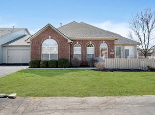 2811 Grandview Ln, Greenwood, IN 46143