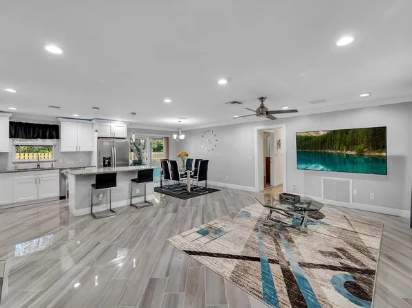 2401 SW Roney Road, Port St Lucie, FL 34953