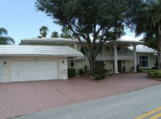 5604 Bayberry Ln, Tamarac, FL 33319