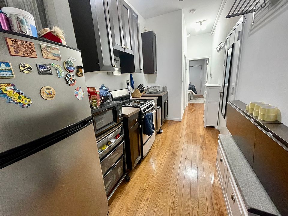 1st image of 360 W 53rd St APT 1E