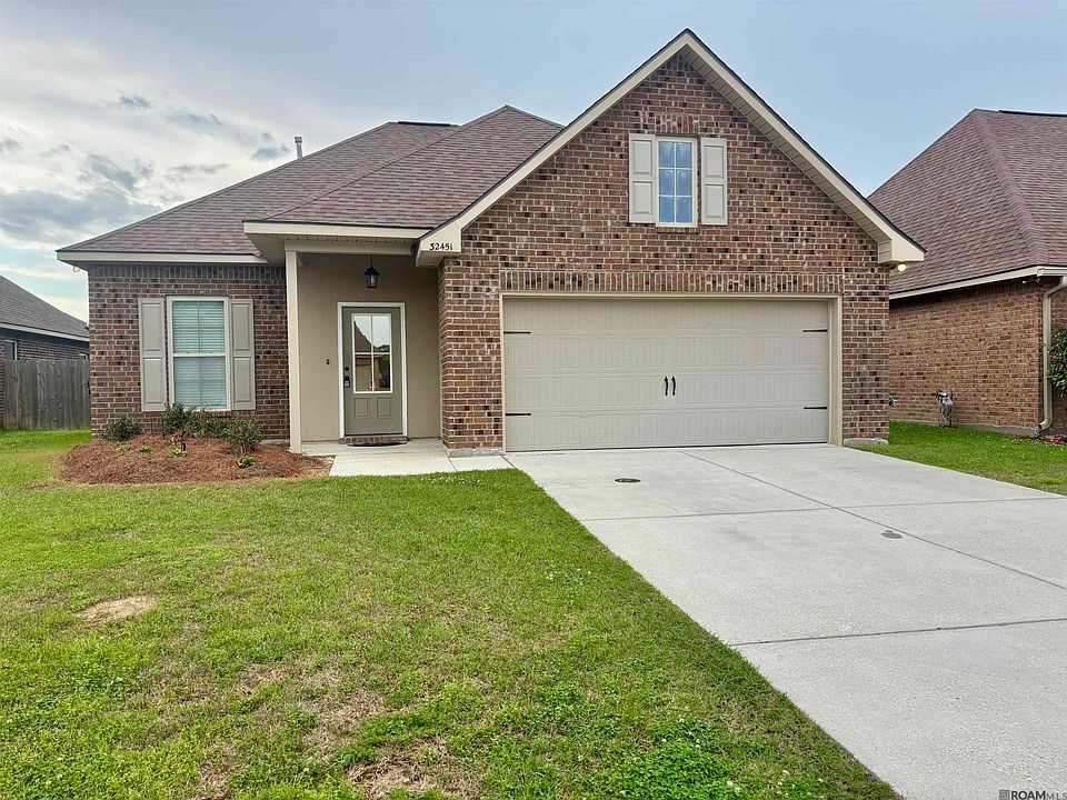 1st image of 32451 Curtis Cove Ln